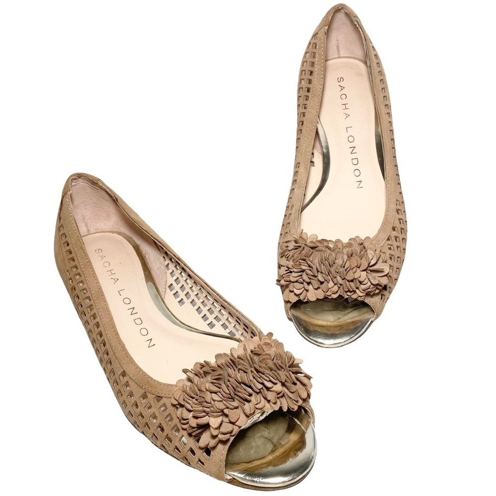Sacha London Flat 7 Quinta Tan Cutouts Flowers Peep Toe